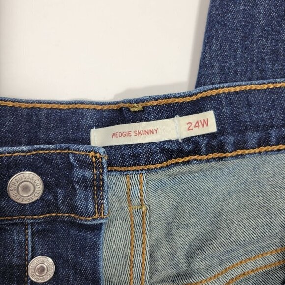 Levi Strauss Women's Wedgie Skinny Button Fly Dark Wash Raw Hem Jeans Size 24W - Picture 6 of 11